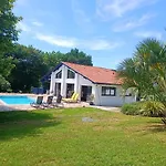 ヴィラ Spacieux Et Lumineux Dans Contemporaine Avec Piscine Chauffee Privative Pres Golf D'arcangues *