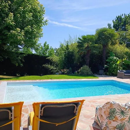 Spacieux Et Lumineux Dans Contemporaine Avec Piscine Chauffee Privative Pres Golf D'arcangues