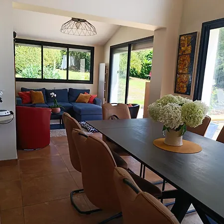 ヴィラ Spacieux Et Lumineux Dans Contemporaine Avec Piscine Chauffee Privative Pres Golf D'arcangues ビダール