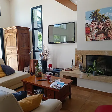 ヴィラ Spacieux Et Lumineux Dans Contemporaine Avec Piscine Chauffee Privative Pres Golf D'arcangues ビダール